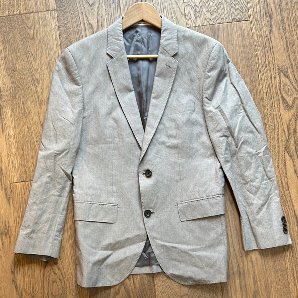 Club Monaco Light  Kaki Color Sport Coat Slim Fit Size 38 Short Great Condition